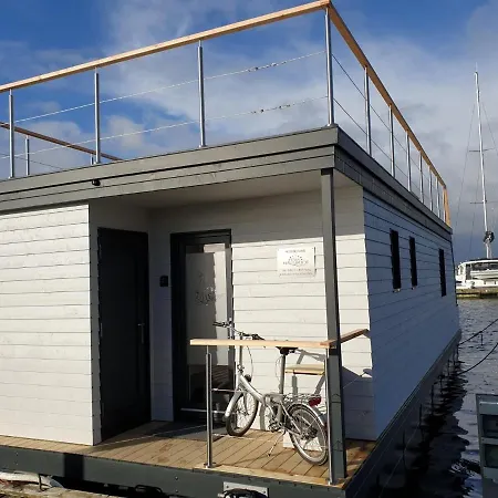 Boie - Stern Hausboot Botel